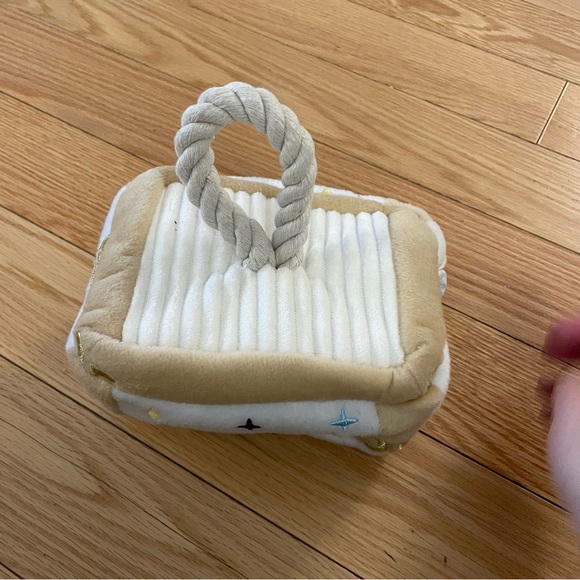 Chewy Vuitton trunk - plush hide & seek dog puzzle toy - Picture 8 of 8